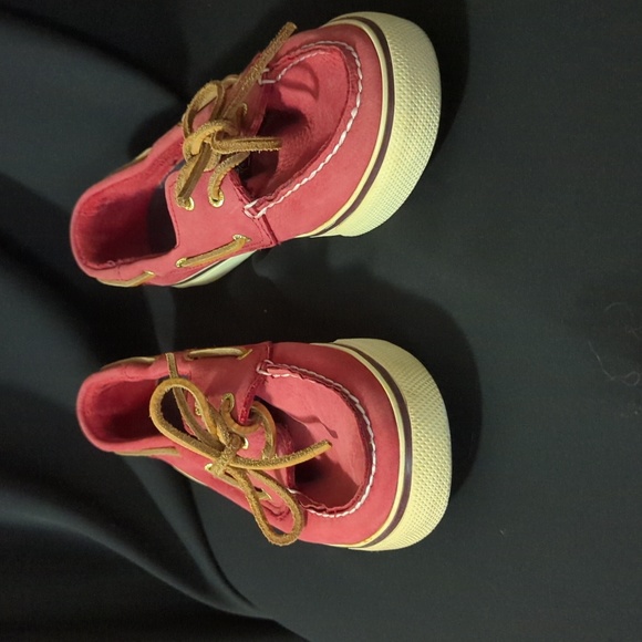 Sperry topsiders, red, size 8. Excellent condition. - Picture 4 of 11